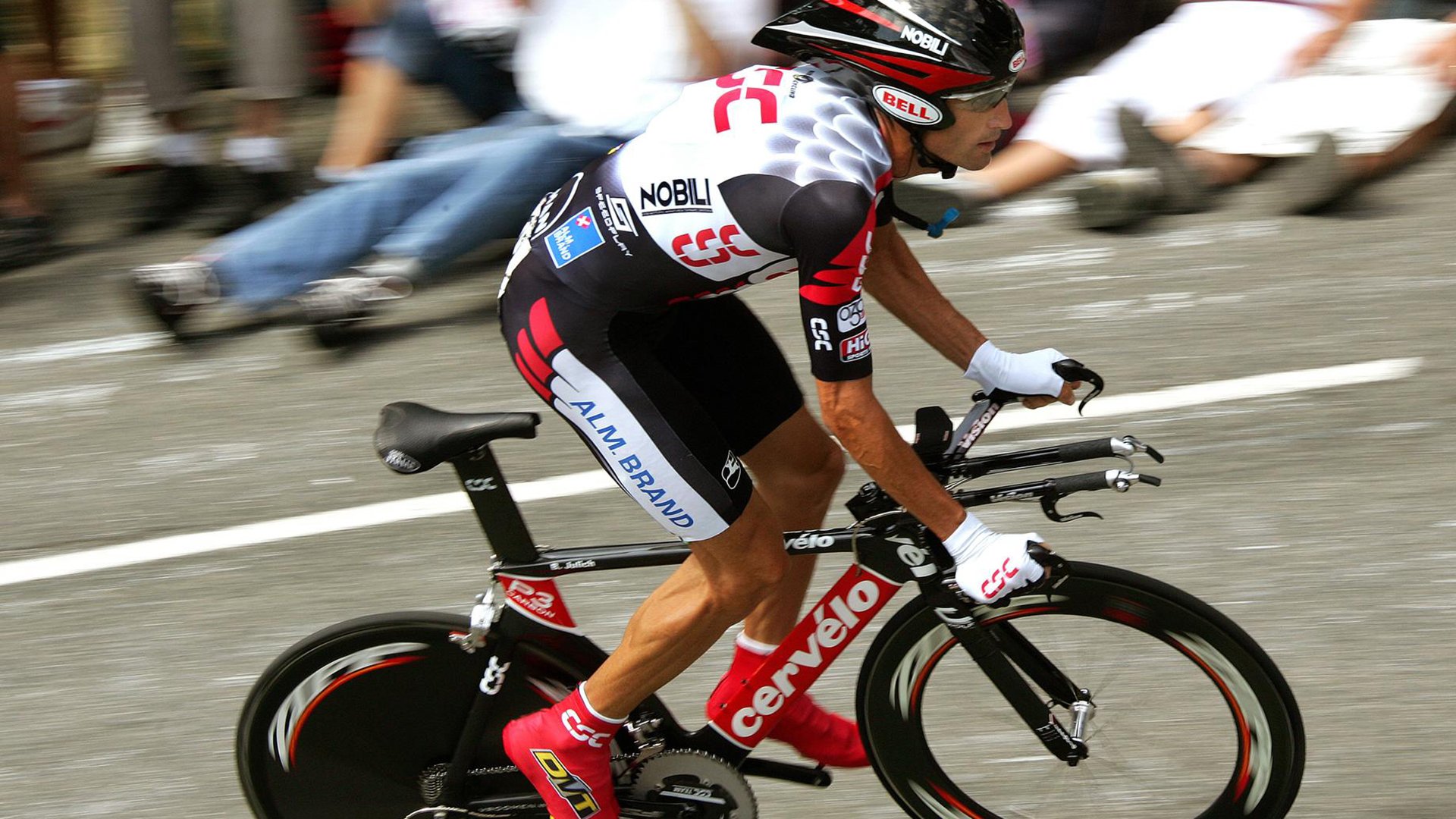 皇马强压苏格兰，戈麦斯成为关键先生—一场战术与意志的胜利