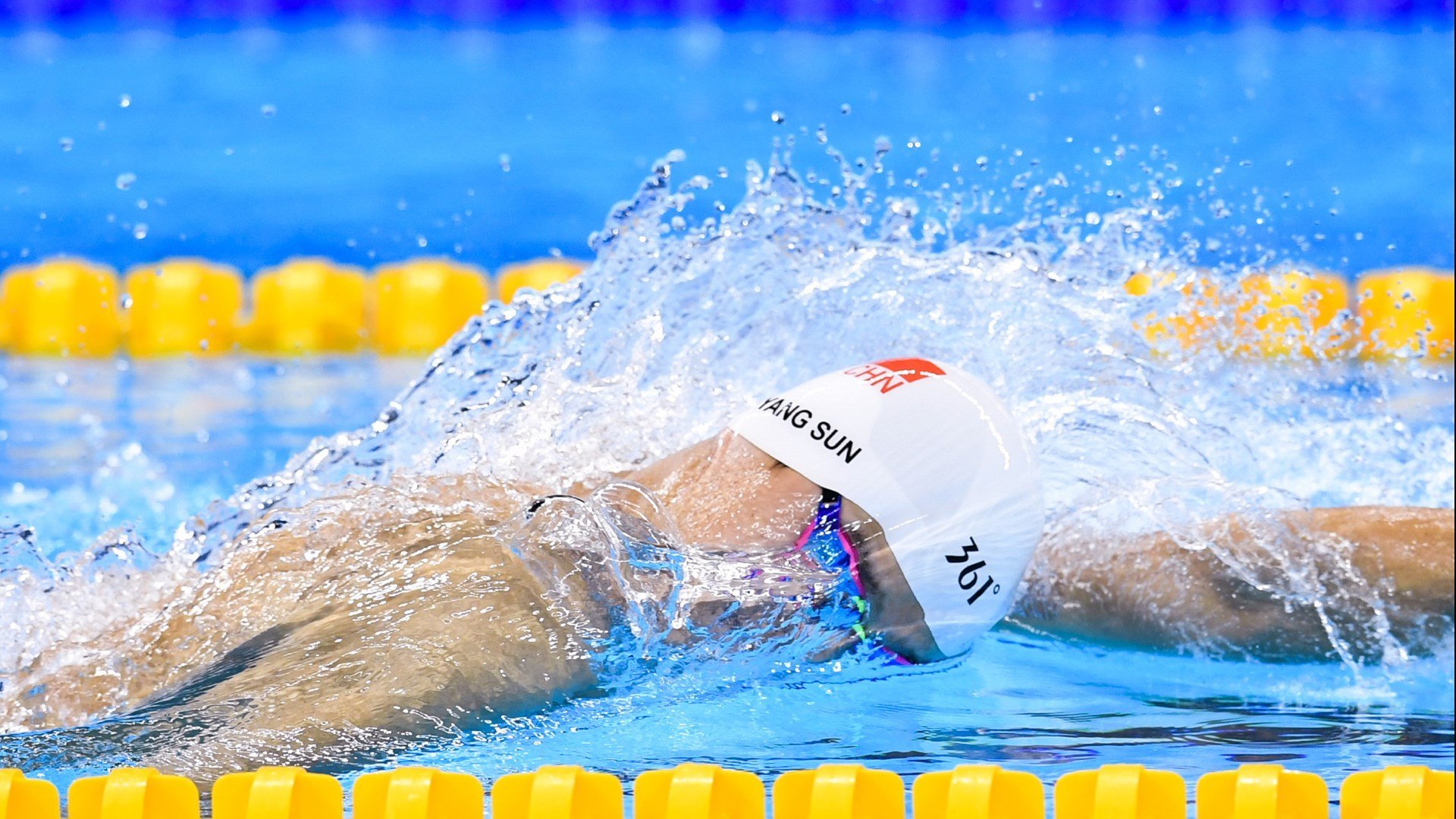 皮克关键进球定乾坤,卡塔尔鏖战尼日利亚—一场改写历史的沙漠对决