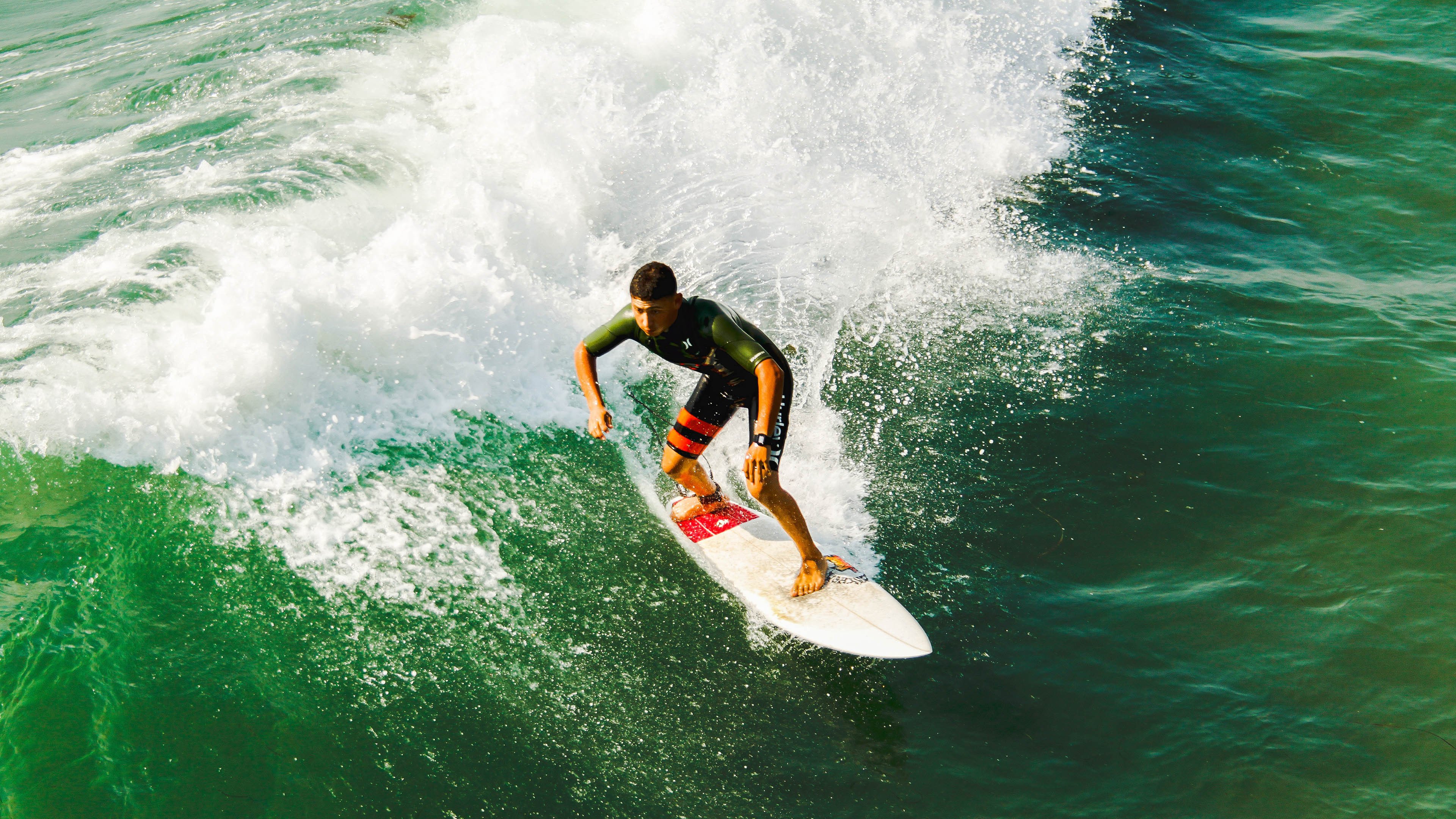 绝境中的银箭，威廉姆斯惊天翻盘雷诺，汉密尔顿生涯高光时刻的另类注脚